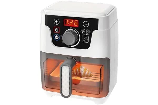 Elektrisk airfryer i förpackning 17 x 25 x 18,5 cm