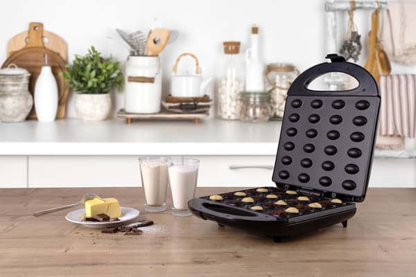 Mesko Nötkaksjärn MS 3041 1600 W, Antal bakverk 24, Nötter, Svart