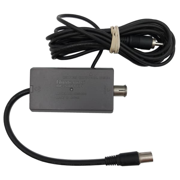 Nintendo RF Switch NES-003 PAL Nintendo NES (Brugt)