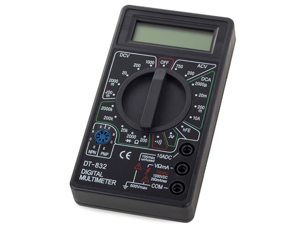 Digital multimeter med LCD CAT II/III inkl testkablar och 9V-batteri