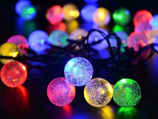 Solcellsdriven ljusslinga 20 LED multicolor 4,5 m, 8 lägen
