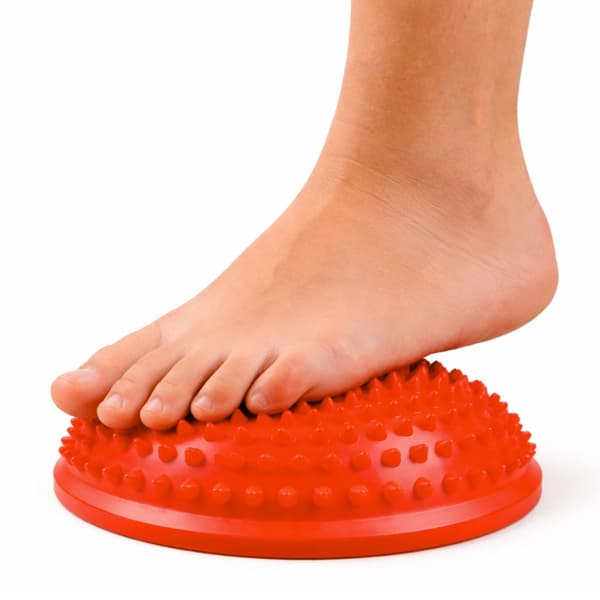Sensorisk balanshalvboll 16 cm med massageknoppar orange