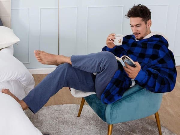 Fleece-hyggetrøje med hætte, blå ternet, one size oversize