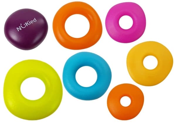 Stablelegetøj ringpyramide 7 ringe blød plast 18+ mdr 25 cm