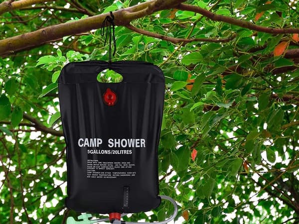 Solbruser campingbruser 20 L PVC sort med termometer og slange
