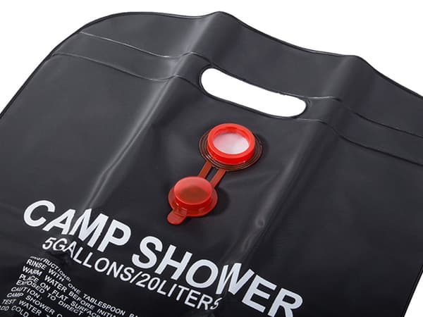 Solbruser campingbruser 20 L PVC sort med termometer og slange