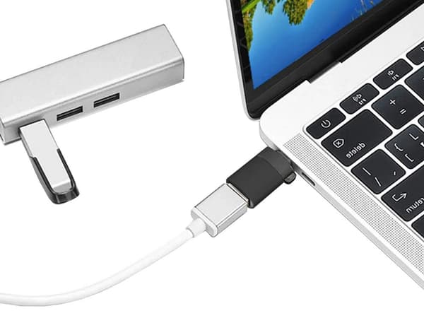 USB-C til USB-A 3.0 OTG-adapter sort 1,5x3 cm med nøglerem