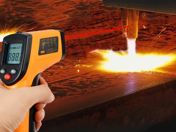 Infrarød termometer/pyrometer -50 til 380°C med laser orange