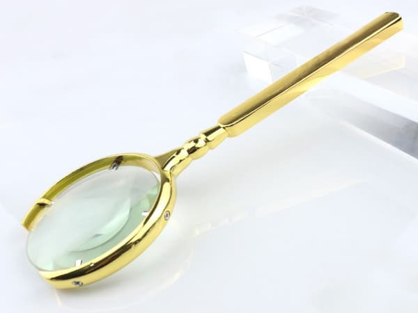 Läslupp 6x med glaslins metall guld linsdiameter 9 cm
