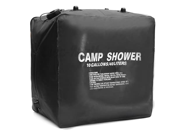 Solbruser 40 L sort brusepose med slange og brusehoved