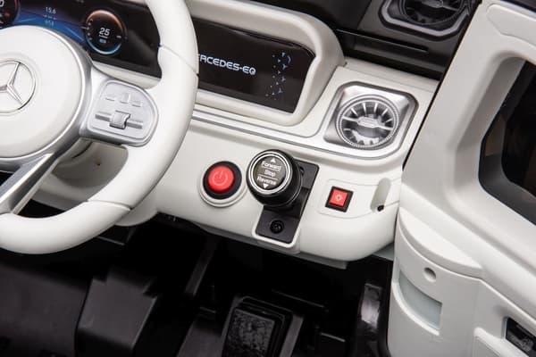 Batteribil för barn Mercedes EQG J2088 svart