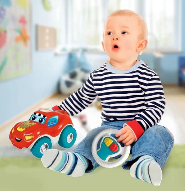 Leksak för barn 2–4 år batteridriven
