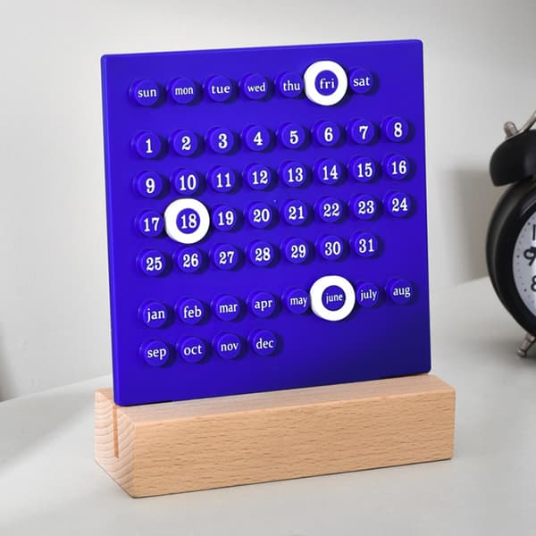 Träkalender för barn DIY handdriven utvecklar planeringsförmåga evighetskalender för hemmet blå