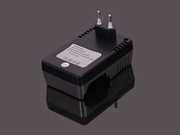 Oplader til AAA AA-batterier