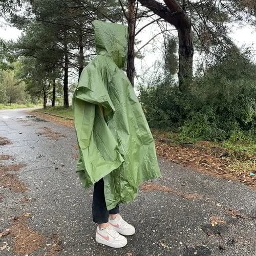 Grön Regnponcho i PVC – Vattentät Poncho för Regn