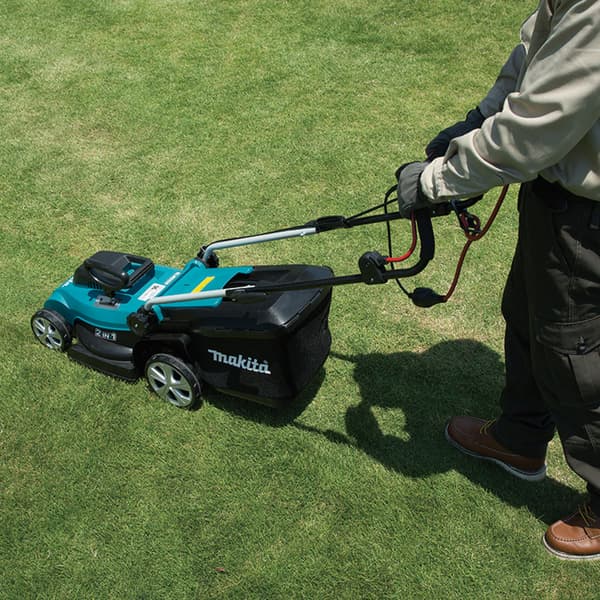 Makita ELM3320 Elektrisk Gressklipper - A - Som Ny