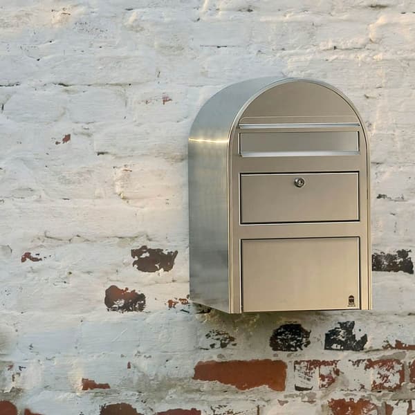 Bobi Swiss Postkasse, Grå - A - Som ny