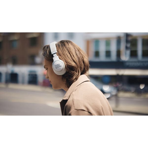 JBL Live 770NC HVIT - A - Som ny