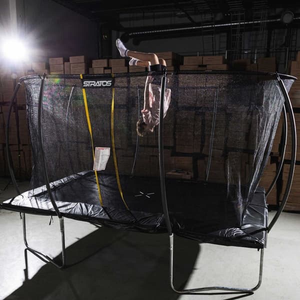 STRATOS RECTANGULAR TRAMPOLINE 7x10 FT / 213x305 CM (complete set) - A - Kuin uusi