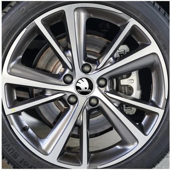 Skoda Hjulsenterkopper, 4-pakning, 56mm - A - Som ny