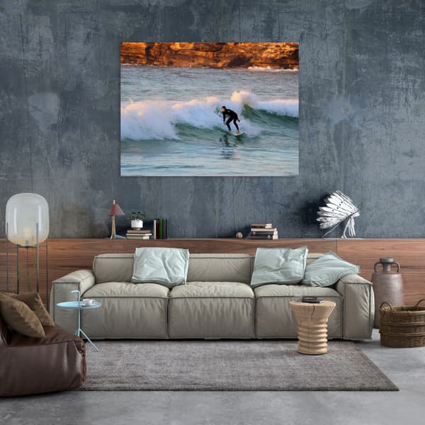 Canvastaulu Surffaaja aallolla, 100x80 cm