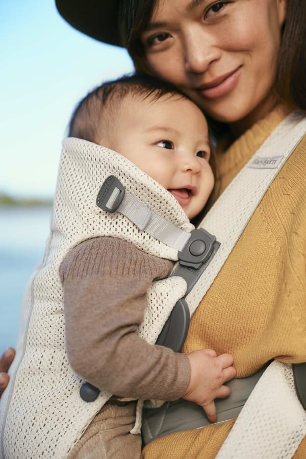 BABYBJÖRN Mini 3D Mesh - bæresele, creme