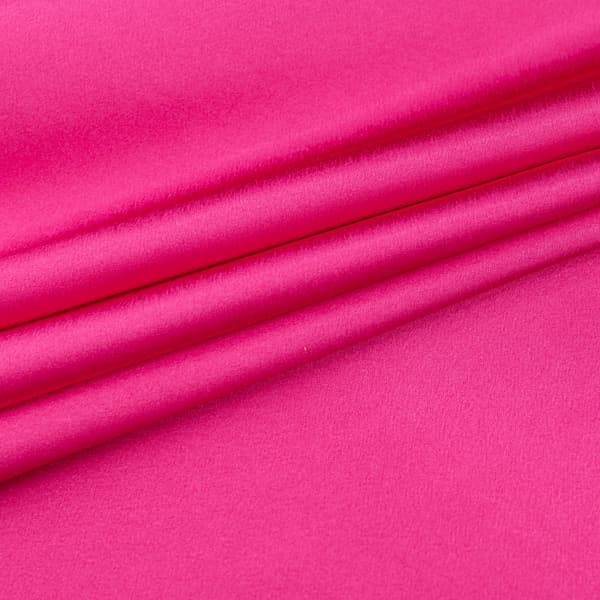 Satin crepe stof, lyserød farve