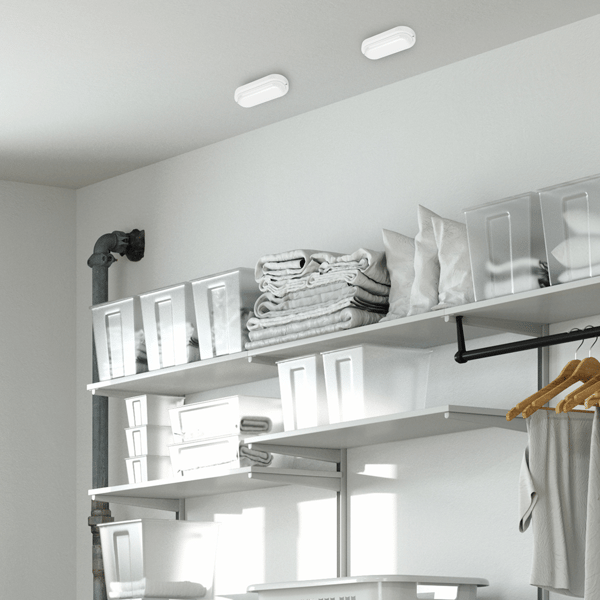 DAVO Oval Hvid 18W Loftlampe