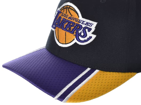 Mitchell & Ness MN-NBA-FA064-LALAKE-BLKYEL Universal -lippis