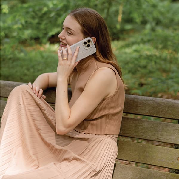 UNIQ Coehl Terrazzo-cover til iPhone 14 Plus, lyserød
