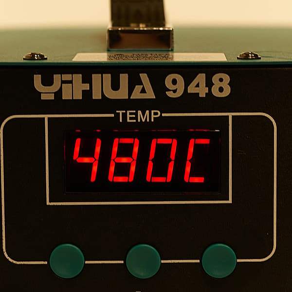 Yihua 948 loddestation skruetrækker kit 2
