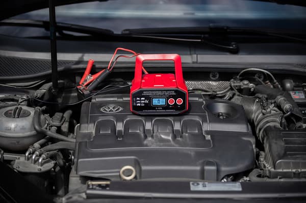 Bilbatterioplader 24V 12V 30A AGM START-STOP