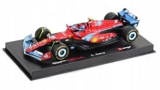 Ferrari Formula kypärällä ja muovitelineellä