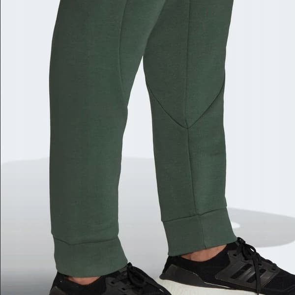 Adidas Herrbyxor HM7892 Grön S
