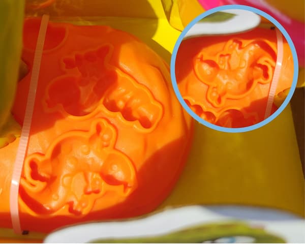 DINOSAURIEPLASTDEG + TILLBEHÖR