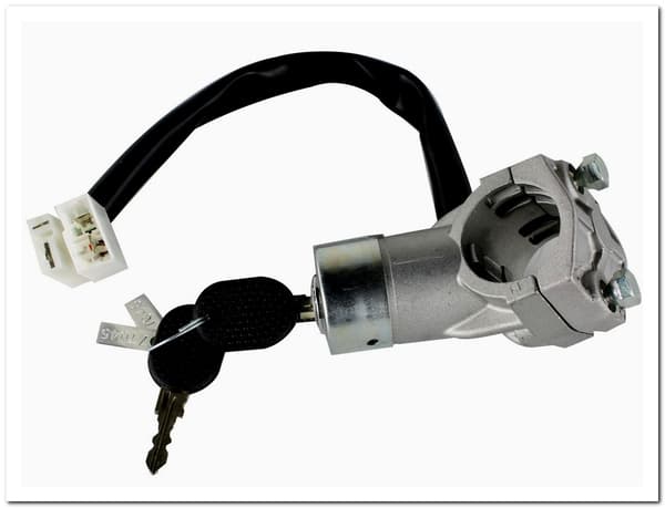 MM Q213C MAGNETI MARELLI SYTYTYSKYTKIN