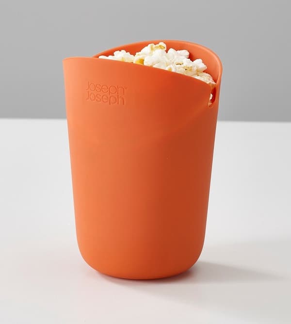 2 mikroaaltouunin popcorn-astian setti M / Joseph Joseph