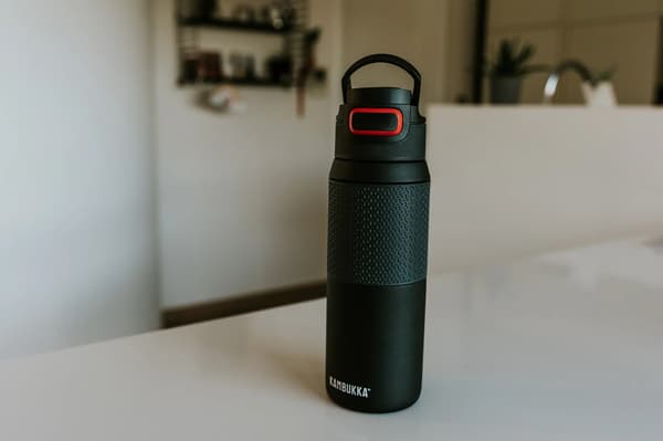 Kambukka Elton Isolerad 750ml Termosflaska - Nightfall 3.0