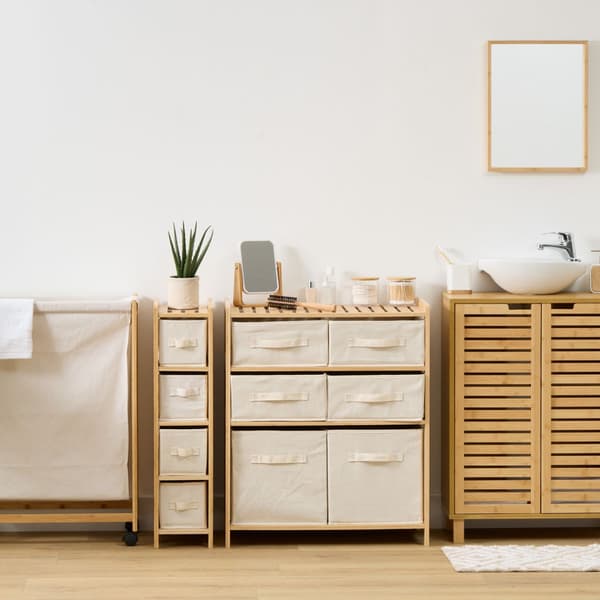 Badeværelseshylde med 4 kurve Tidy Box