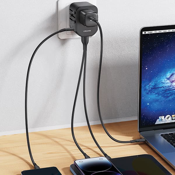 USAMS 2xUSB+1xUSB-C T59 20W 4-i-1 netværksadapter US/AU/EU/UK sort