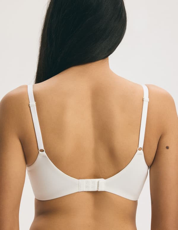 Q1.12 SPACER Esotiq vadderad bh | creme 80D