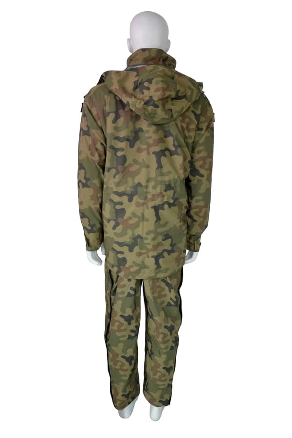 Uusi Gore-Tex 128/MON -suojavaatesetti, koko M/XXL