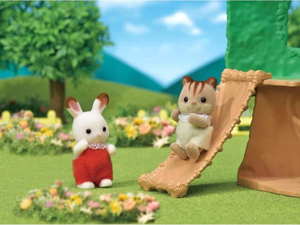 Epoch Sylvanian Families Trädhuslekset