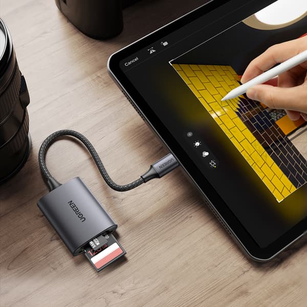 SD microSD MMC TF USB-C 5Gb/s Kortlæser - Grå