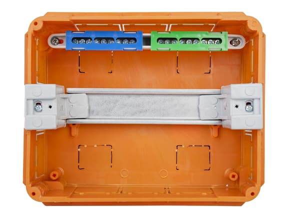 Infälld modulär elcentral 1x8 N+PE 8 ABS PC IP40 Vit