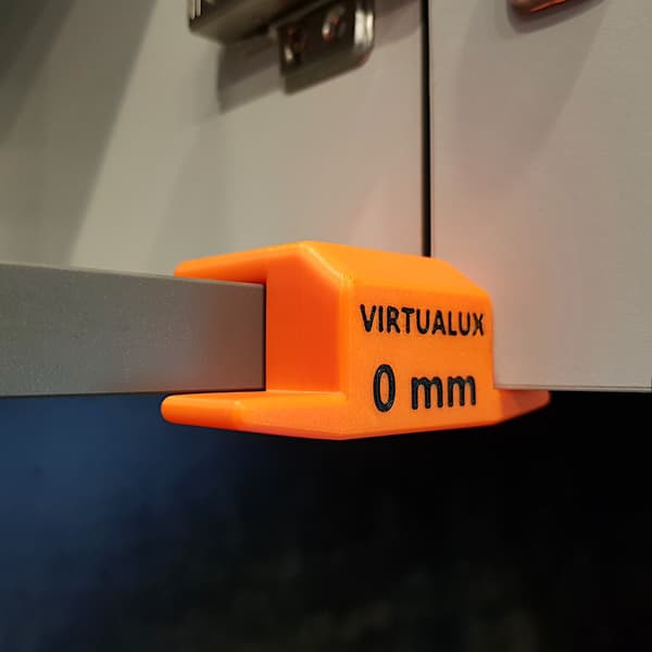 Tømrerhåndtag til montering af fronter på 18 mm - 0 mm brædder