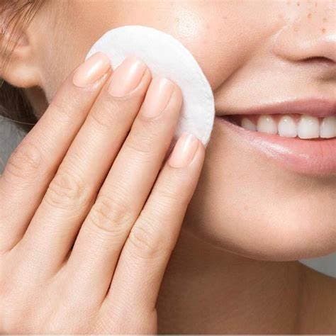Revers aloe misellineste hyaluronihapolla 400 ml