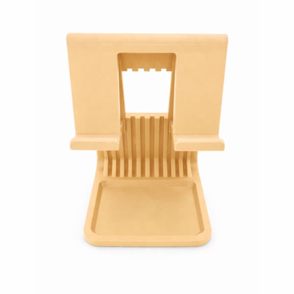 Beige iPad-surfplatta, bordsstativ med kabelgenomföring