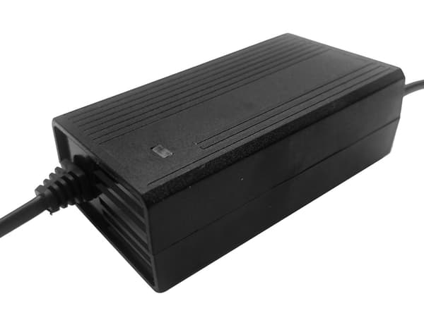 Batterisprøjteoplader