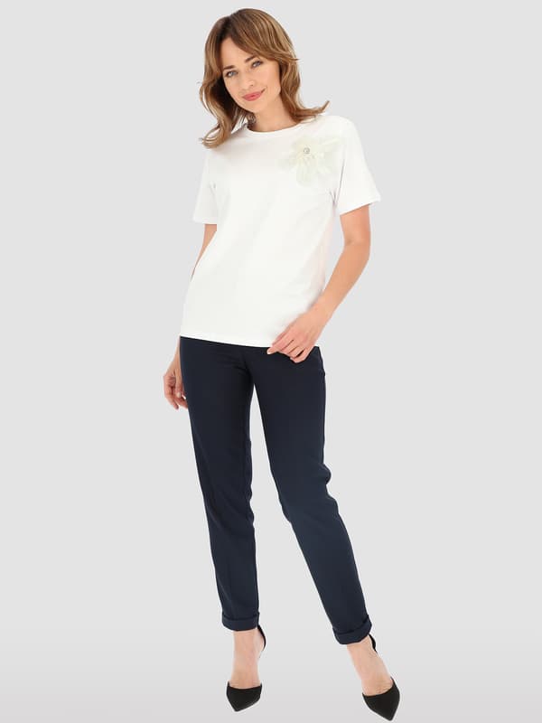 ELEGANT DAMBLUS I BOMULL MED 3D-BLOMMA